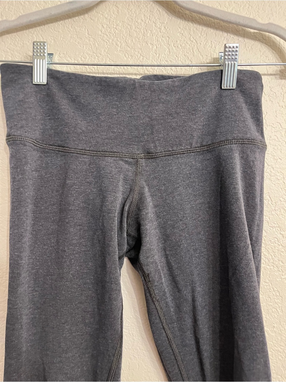 lululemon athletica Charcoal Gray Seam Detail Legging